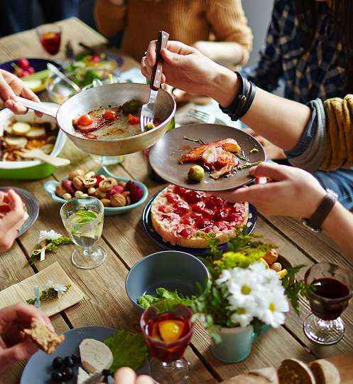 brunch offered at White Noise Caffee